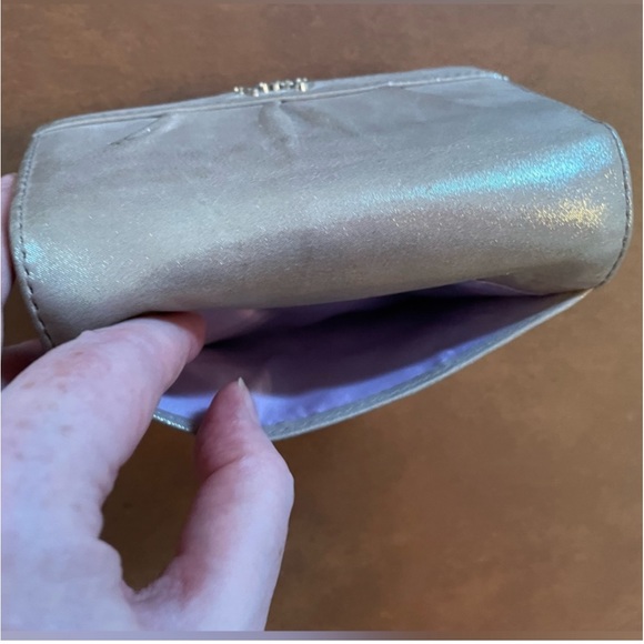 Coach sparkly leather wallet. - Picture 9 of 12